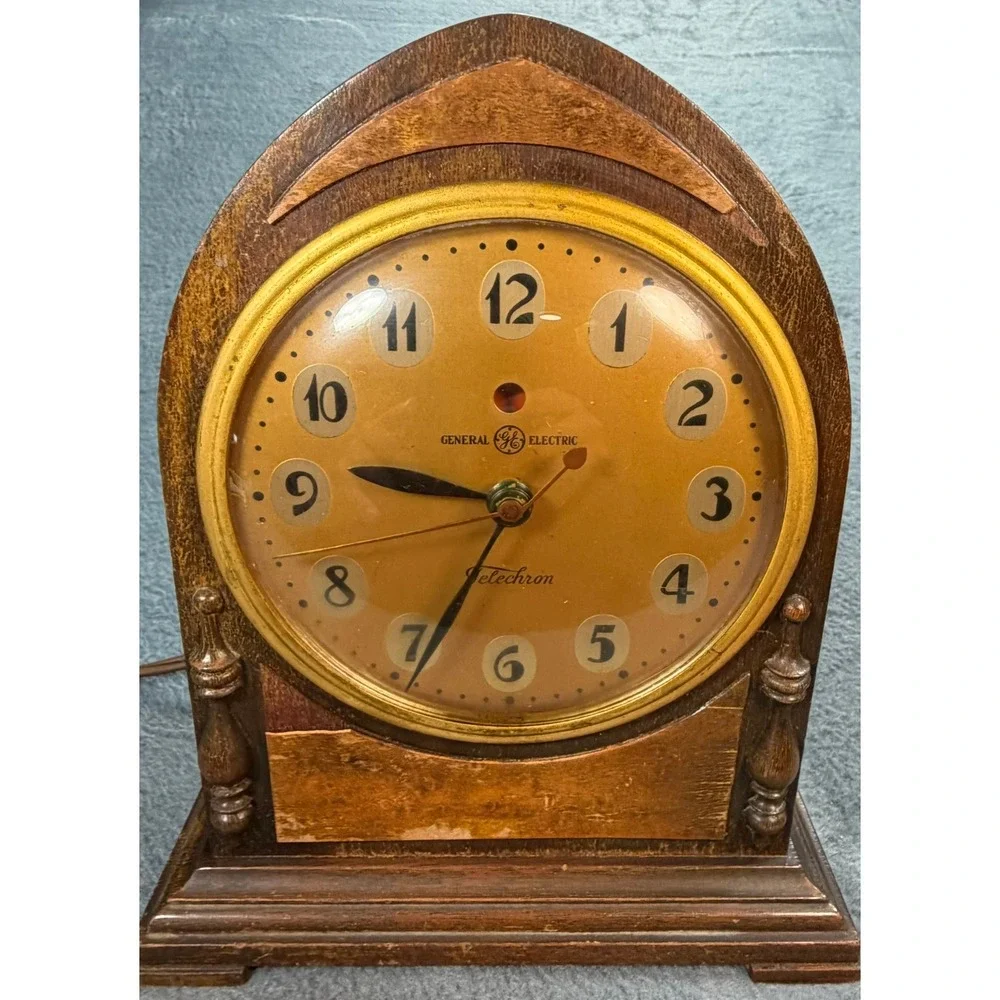 1930's Vintage GE Telechron Electric Mantel Clock Wood Cathedral Case Model 531